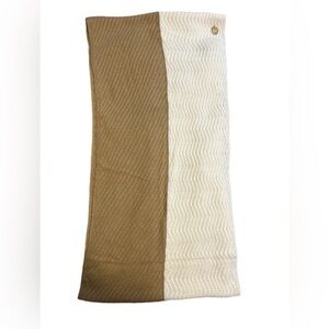 Vince Camuto scarf